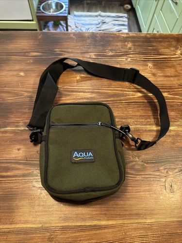 Aqua black series - black,