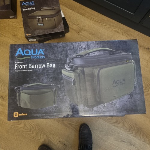 Aqua black series - front, barrow
